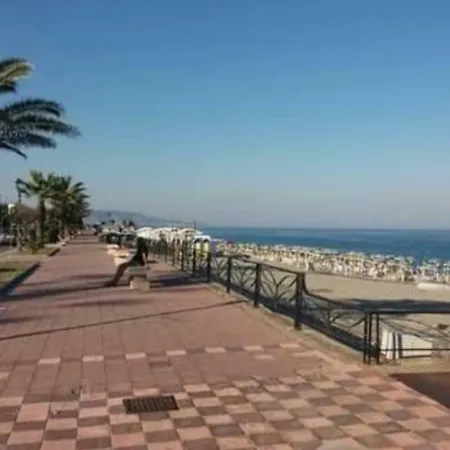 Lägenhet Casa Vacanze Siderno Plus